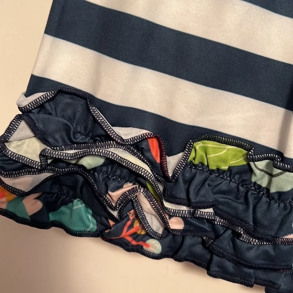 Navy & Coral Print Top With Rosette Detail And Ruffle Shorts - Picture 8 of 13